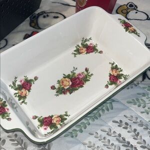 Vintage 1962 Ceramic Baking Dish